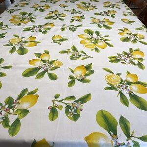 Beautiful Lemon themed tablecloth